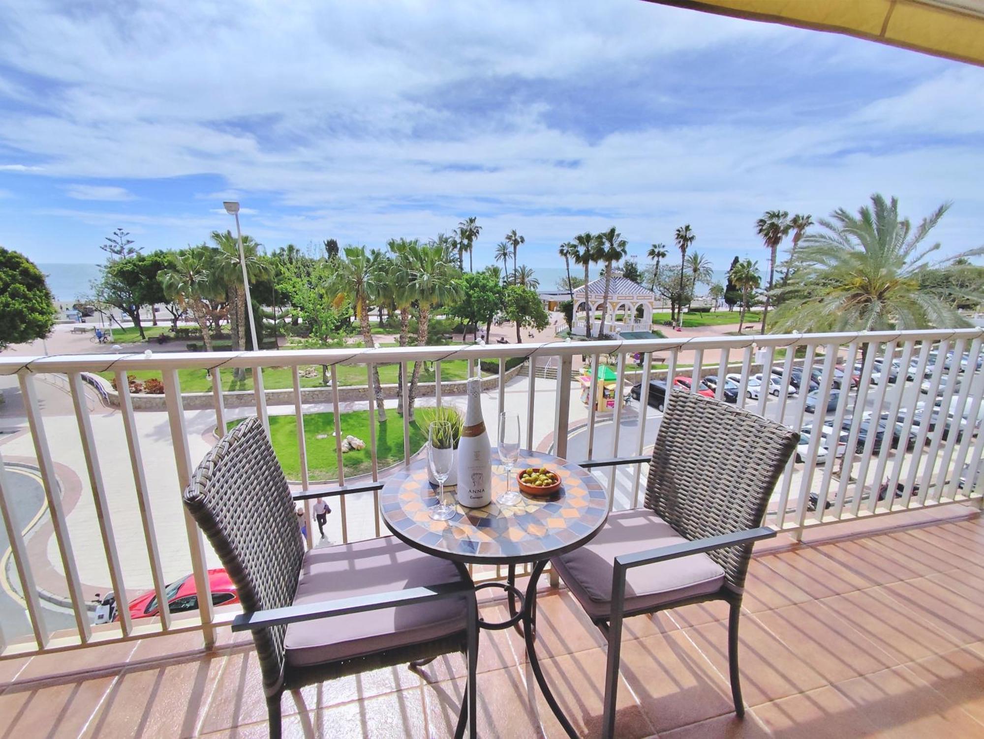 Apartamento El Nido Torre Del Mar Buitenkant foto