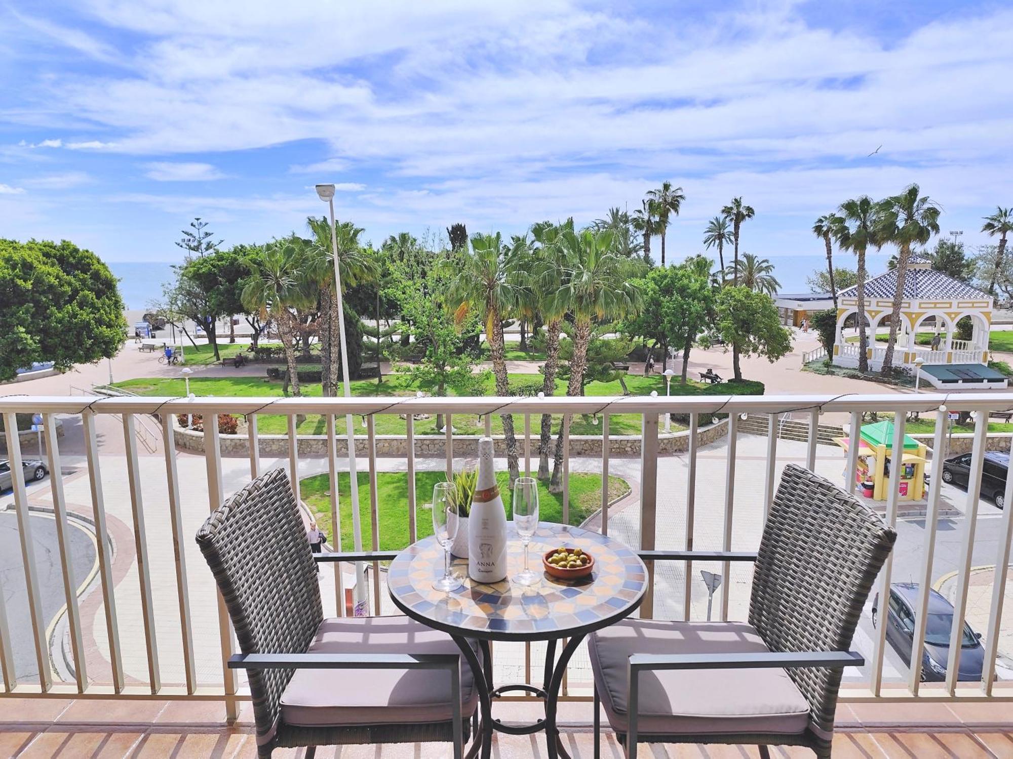 Apartamento El Nido Torre Del Mar Buitenkant foto